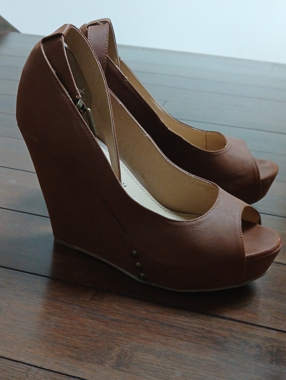 Chinese Laundry Brown Peep-Toe Wedge Slingback Heels